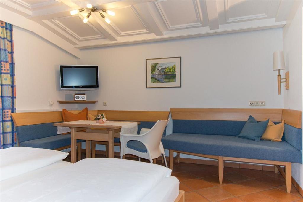 Haus Angela Hotel Sankt Jakob in Defereggen Bilik gambar