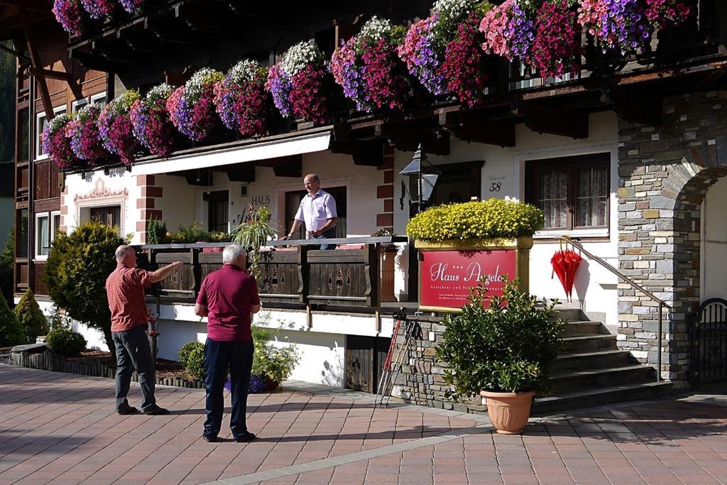Haus Angela Hotel Sankt Jakob in Defereggen Luaran gambar