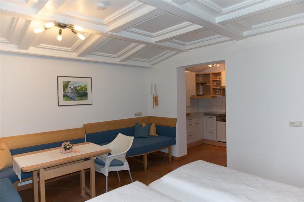 Haus Angela Hotel Sankt Jakob in Defereggen Bilik gambar